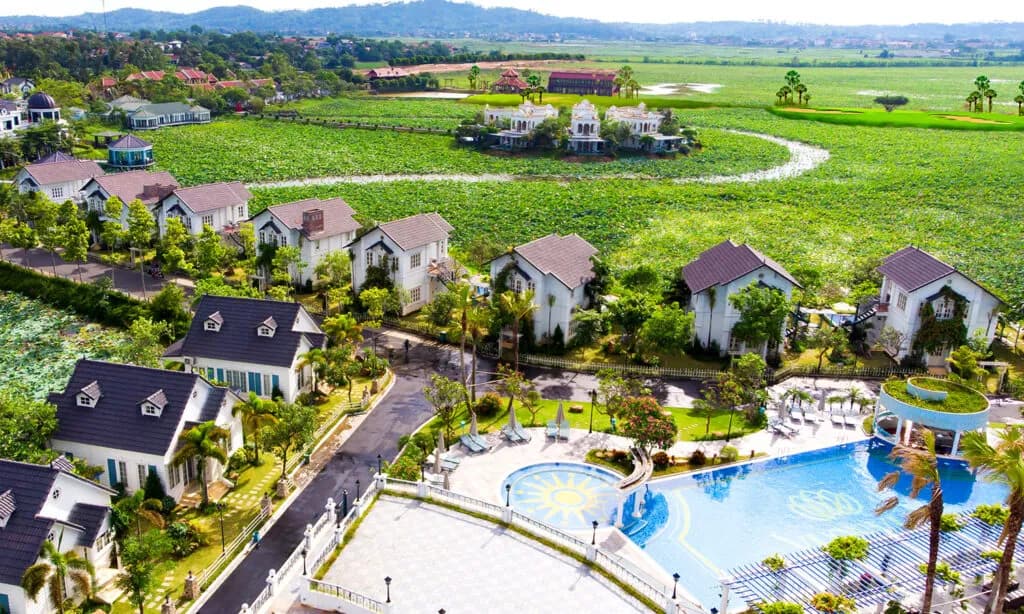 Xu Hướng Nghỉ Dưỡng Xanh tại Biệt Thự Sinh Thái Vườn Vua Resort & Villas