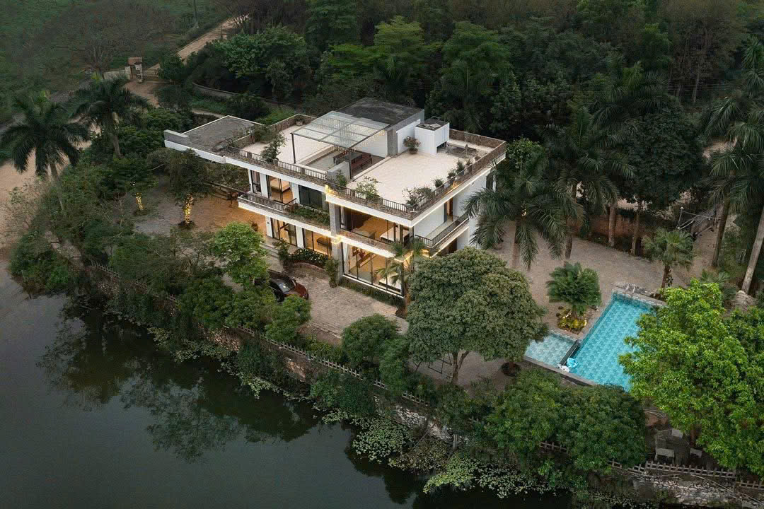 MOON LAKE VILLA BA VÌ